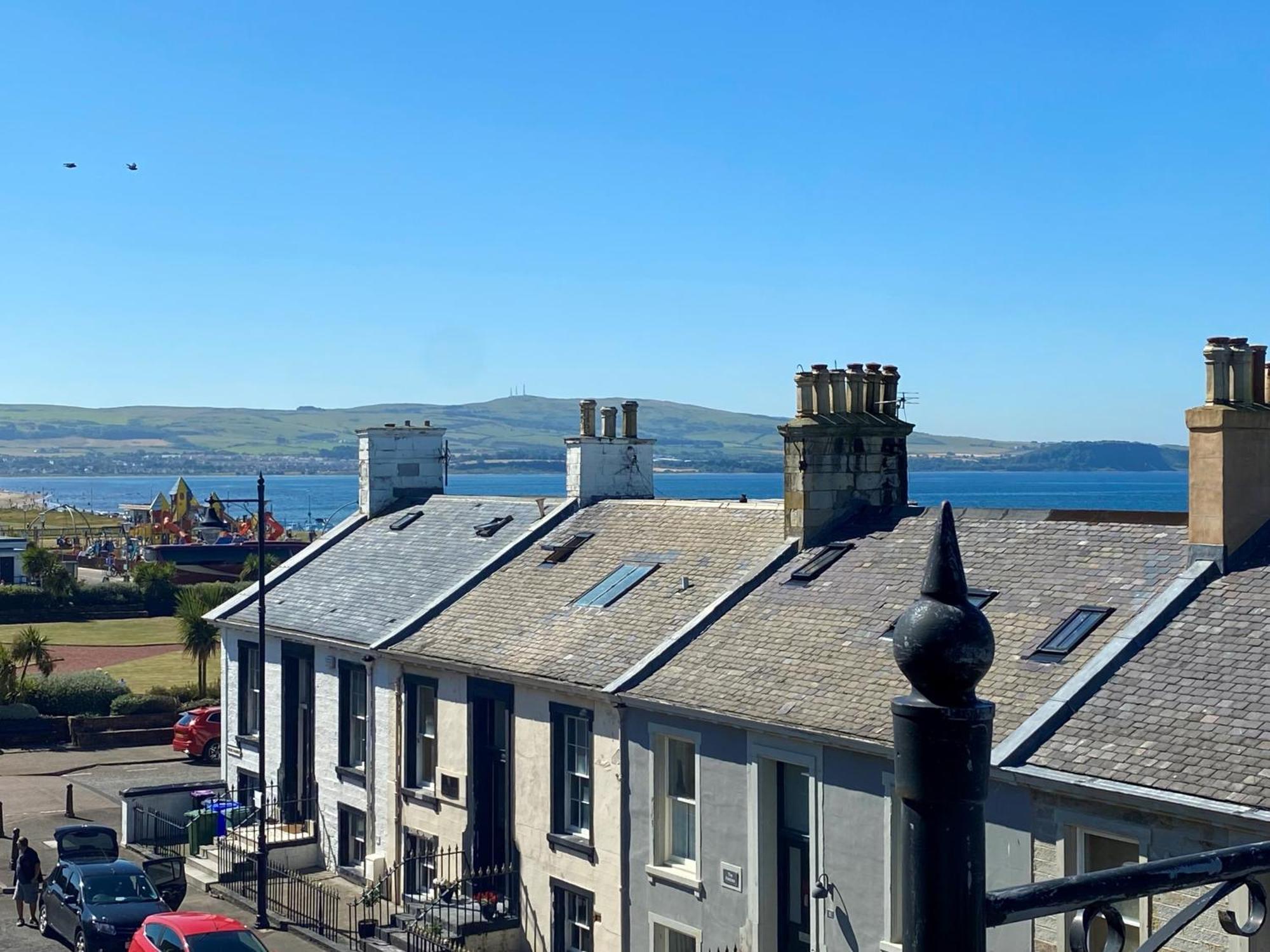 Daviot Guest House Ayr Exterior photo